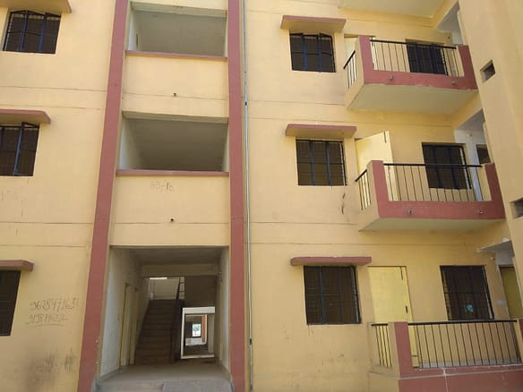 real estate agents and properties for sale and for rent near me